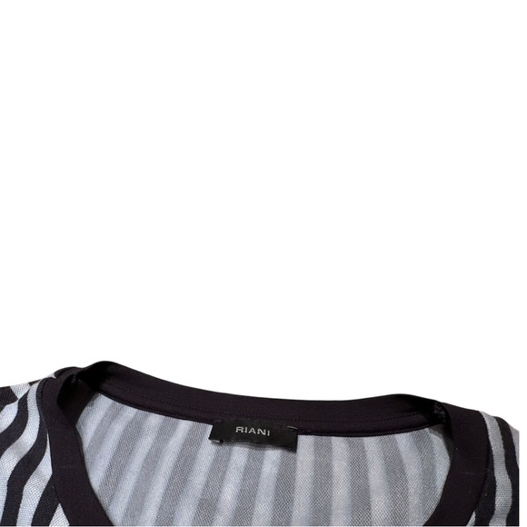 RIANI Striped Quarter Sleeve T-Shirt Blue with Navy Lace Trim - Picture 4 of 4